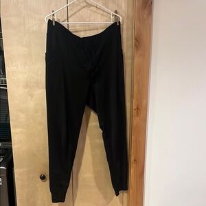 32 Degrees - Ladies Pocket Jogger XL in Black